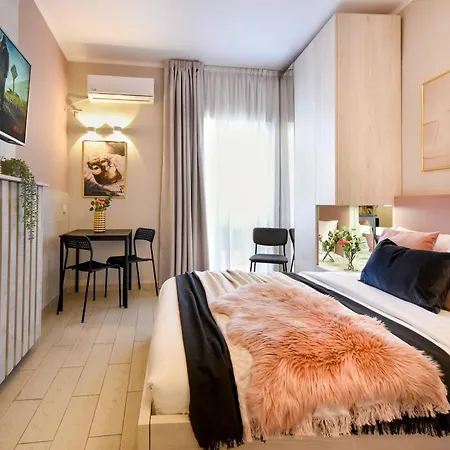 Live The - Modern Next To The Athenaeum 公寓